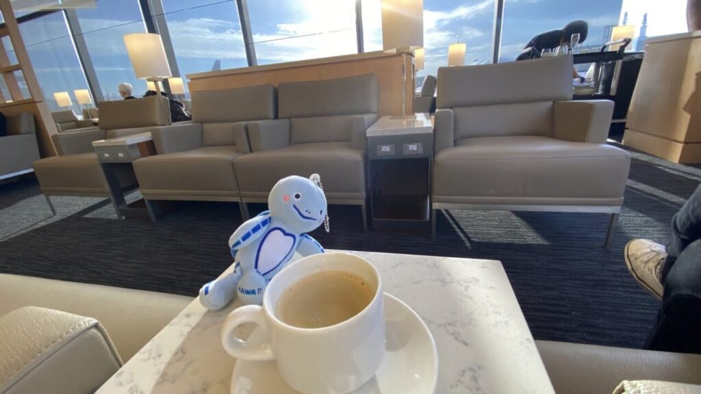 成田空港のユナイテッドクラブでilly coffeeを愉しむ