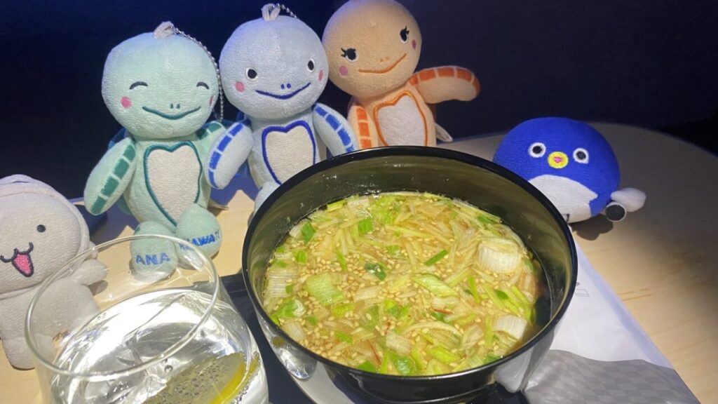 ANA829便のビジネスクラス機内食 ラーメン