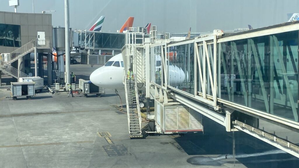 ゲートに泊まる、ビスタラ航空から受け取ったエアインディアのA321neo