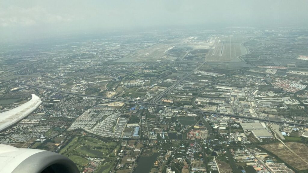 上空から望むバンコクスワンナプーム国際空港