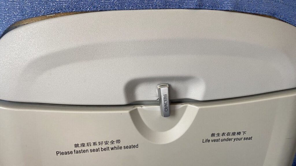 中国国際航空A321のエコノミークラスのRECARO製の座席