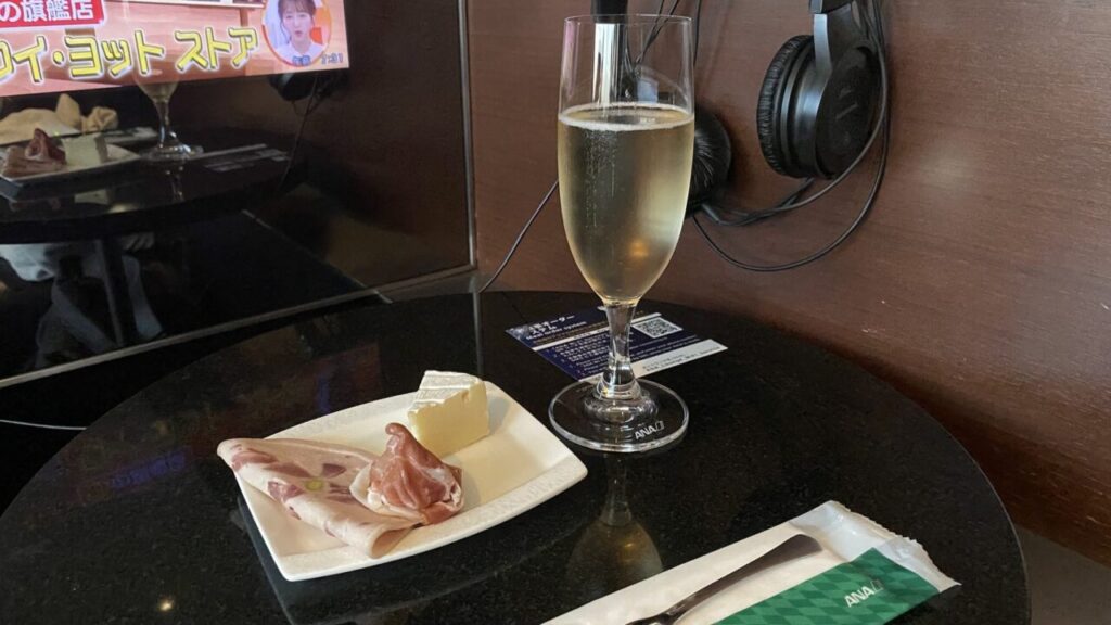 羽田空港第3ターミナルのANA SUITE LOUNGE