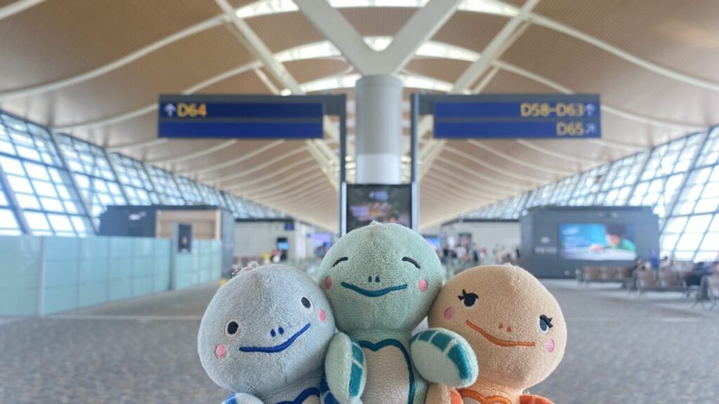 上海浦東空港でゲートに向かう道中