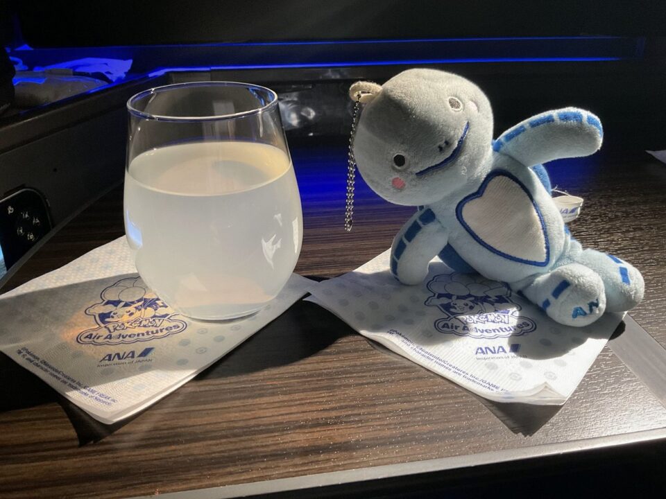 ANA110便のビジネスクラスで提供されるかおるかぼす