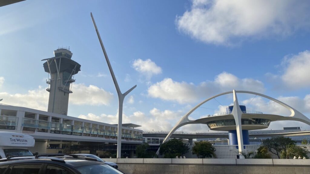 ロサンゼルス空港の外観