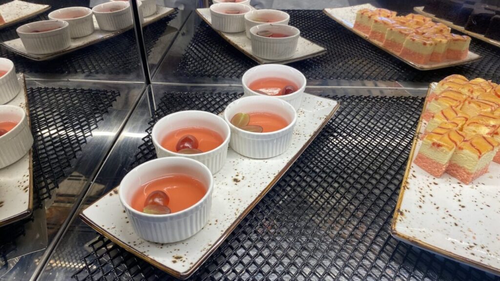 クアラルンプール国際空港トラベルラウンジのゼリー