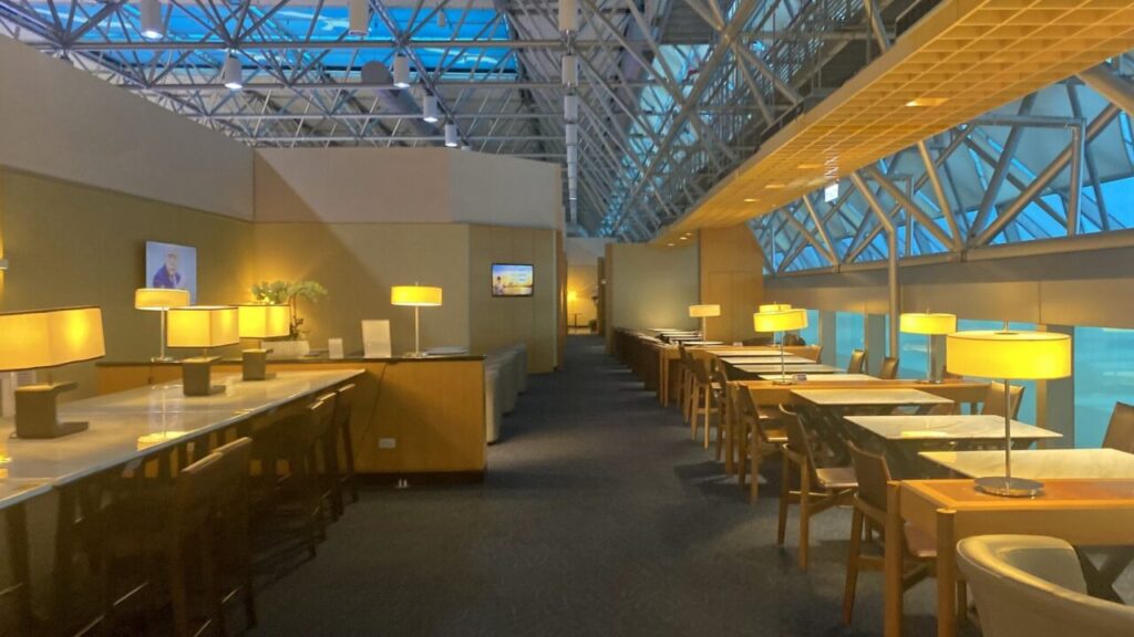 台北桃園空港のシルバークリスラウンジのラウンジ内の雰囲気