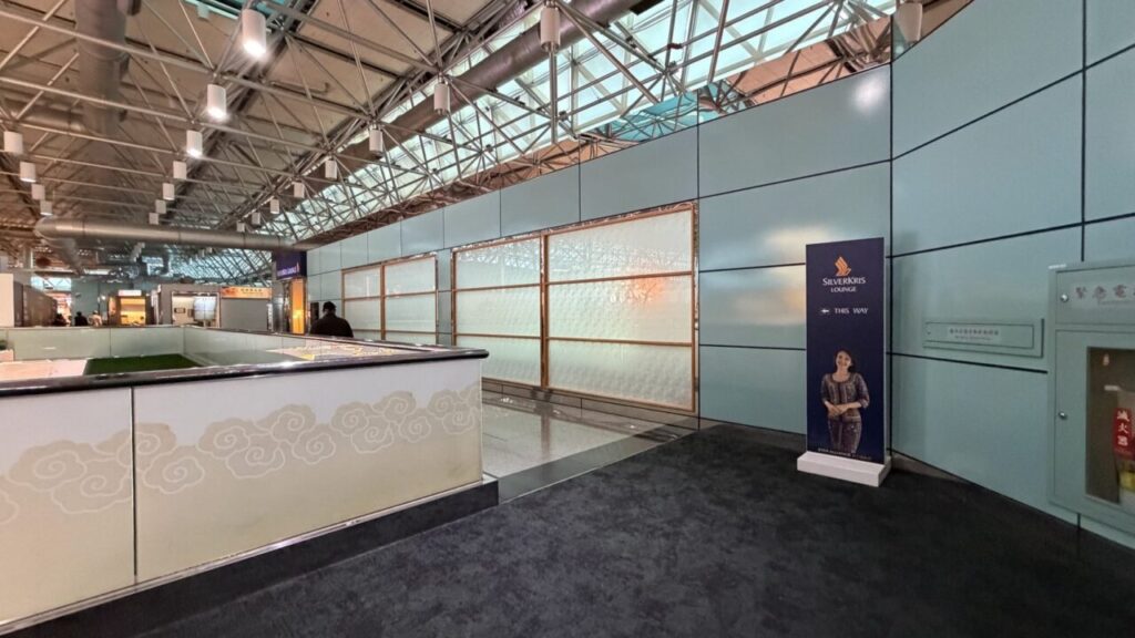 台北桃園空港のシルバークリスラウンジへの通路